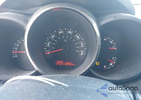 2011 Kia Soul + from USA, damaged, VIN KNDJT2A2XB7283556